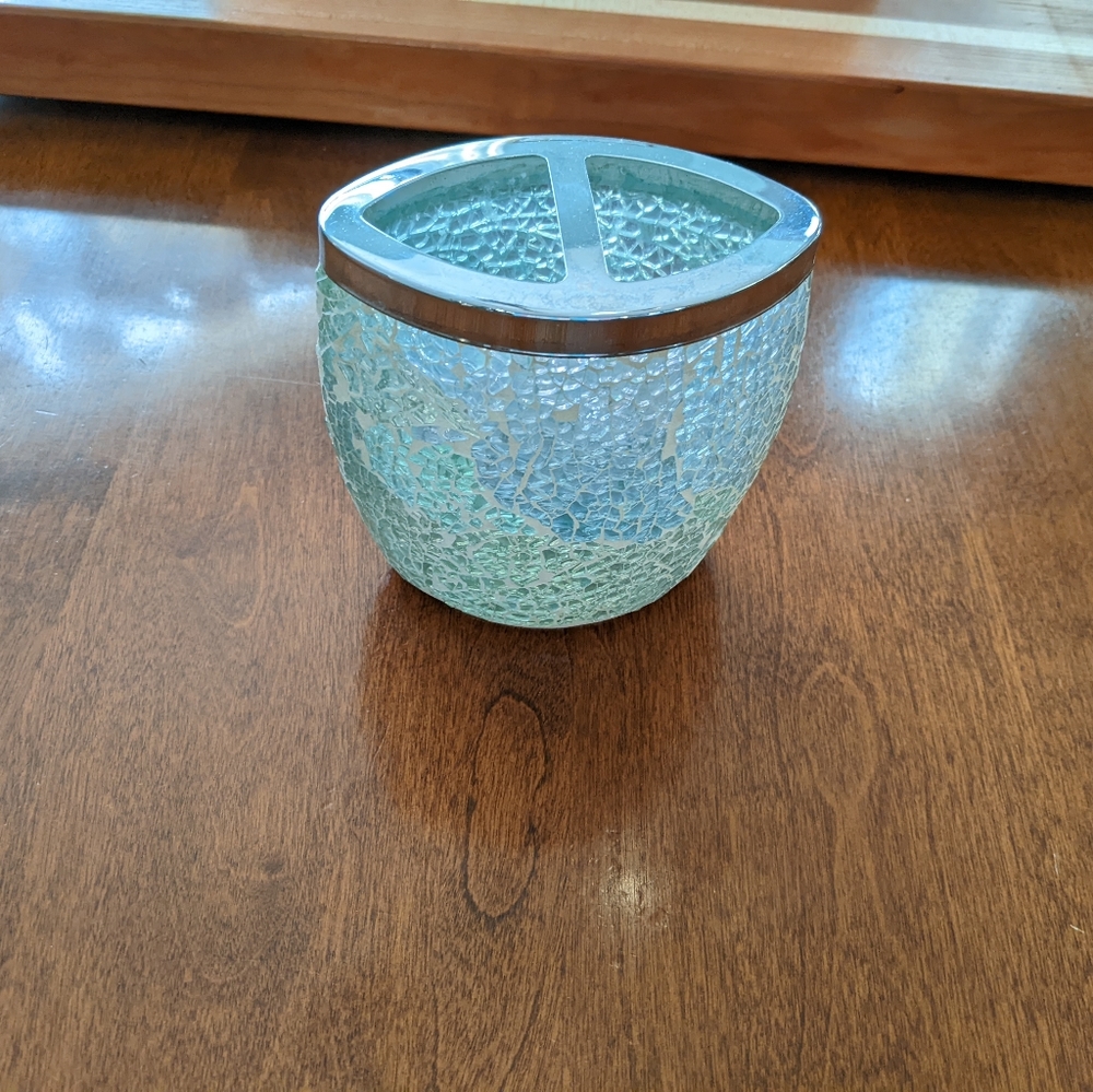 Toothbrush Holder